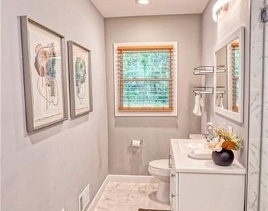 2250 Dodson Drive - Photo Thumbnail 20