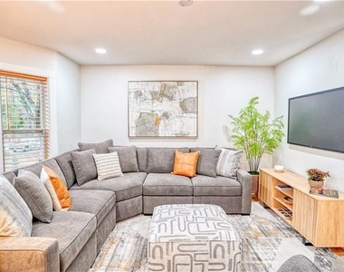 2250 Dodson Drive - Photo Thumbnail 3