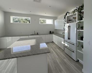 966 Wauka Ridge Road - Photo Thumbnail 10