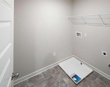 1494 Townsend Court - Photo Thumbnail 4