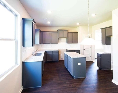 1494 Townsend Court - Photo Thumbnail 3