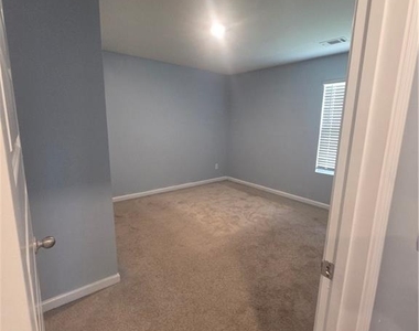 1494 Townsend Court - Photo Thumbnail 20