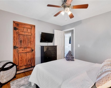 1319 Towne Harbor Trail - Photo Thumbnail 20