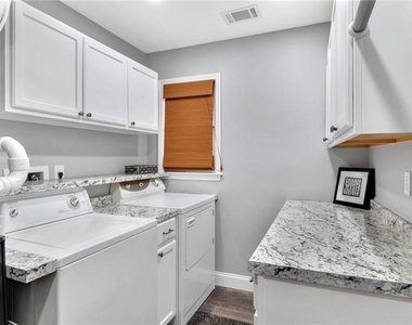 1319 Towne Harbor Trail - Photo Thumbnail 14
