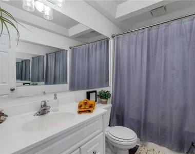 1319 Towne Harbor Trail - Photo Thumbnail 13
