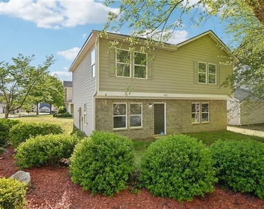 4437 Ben Hill Road - Photo Thumbnail 1