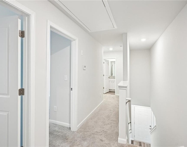 4437 Ben Hill Road - Photo Thumbnail 12