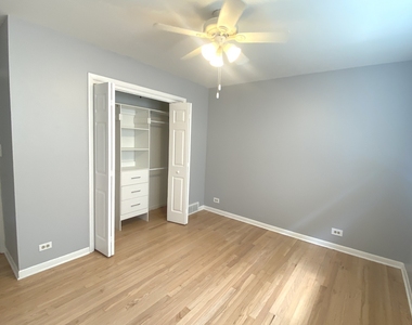 426 E Berteau Avenue - Photo Thumbnail 7