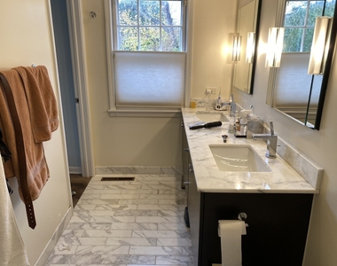 2510 Sheridan Road - Photo Thumbnail 10