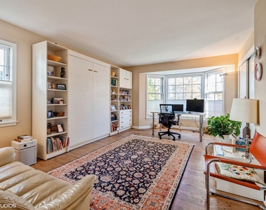 2510 Sheridan Road - Photo Thumbnail 14
