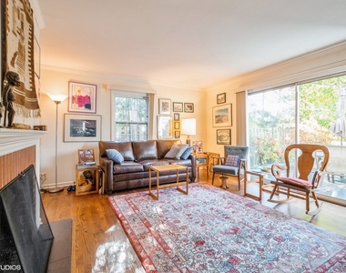 2510 Sheridan Road - Photo Thumbnail 6