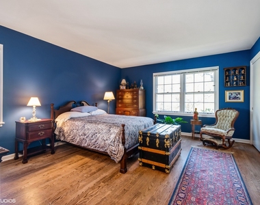 2510 Sheridan Road - Photo Thumbnail 12