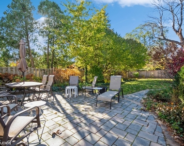 2510 Sheridan Road - Photo Thumbnail 20