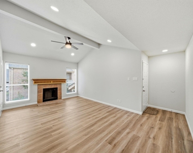 10211 Sugar Branch Drive - Photo Thumbnail 3