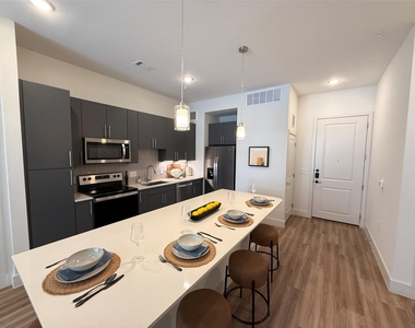 641 W Crosstimbers Street - Photo Thumbnail 1