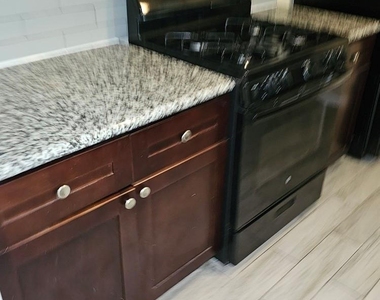 6815 Beachwood Street - Photo Thumbnail 1