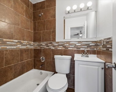 708 E 32nd Street - Photo Thumbnail 2