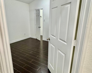 21424 Quail Point Ln - Photo Thumbnail 16