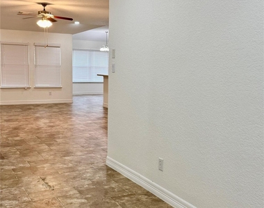 21424 Quail Point Ln - Photo Thumbnail 13