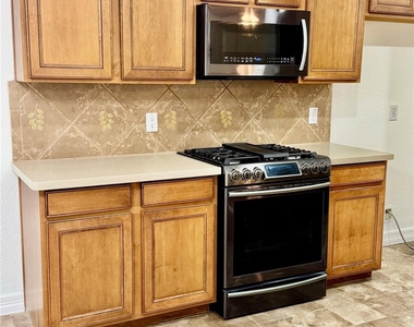 21424 Quail Point Ln - Photo Thumbnail 3