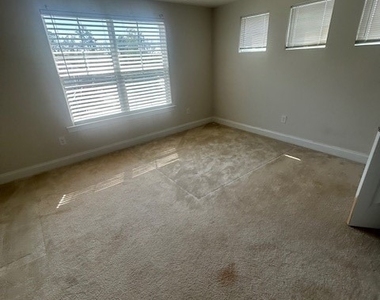6454 Cassia Loop - Photo Thumbnail 11