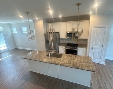 6454 Cassia Loop - Photo Thumbnail 8