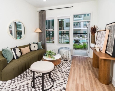 641 W Crosstimbers Street - Photo Thumbnail 10