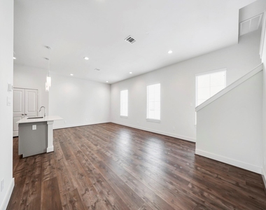 2007 Bauer Drive - Photo Thumbnail 8