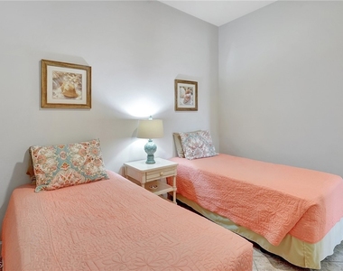 10879 Rutherford Road - Photo Thumbnail 16