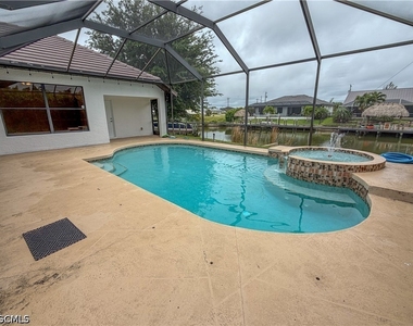2110 Sw 38th Terrace - Photo Thumbnail 24