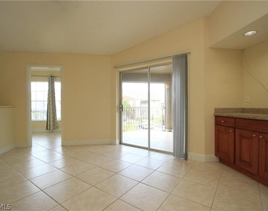 194 Santa Clara Drive - Photo Thumbnail 2