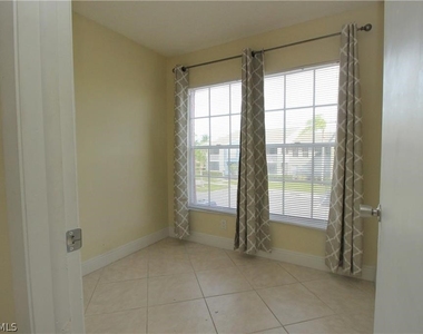194 Santa Clara Drive - Photo Thumbnail 4
