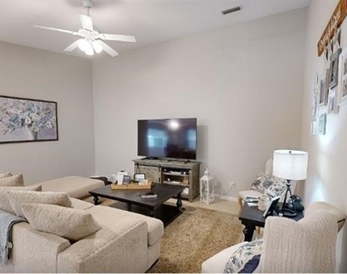 3144 Andorra Court - Photo Thumbnail 10