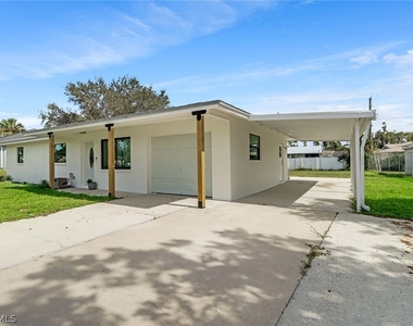 18659 Sarasota Road - Photo Thumbnail 2