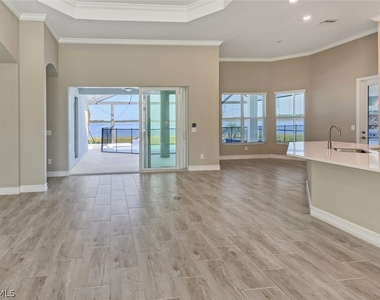 15050 Blue Bay Circle - Photo Thumbnail 23