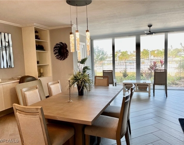 333 Harbour Drive - Photo Thumbnail 4