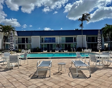 333 Harbour Drive - Photo Thumbnail 9