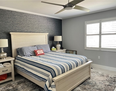 333 Harbour Drive - Photo Thumbnail 7