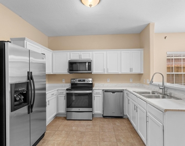 6238 Cottage Pines Drive - Photo Thumbnail 5