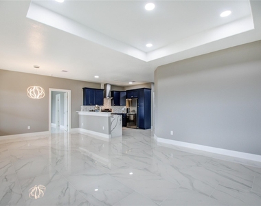 1764 Road 5722 - Photo Thumbnail 13
