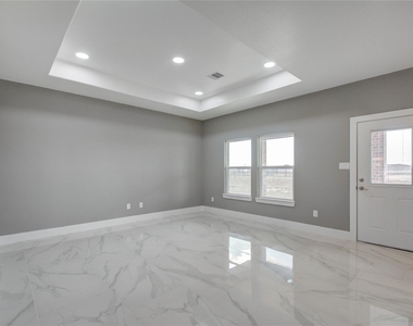 1764 Road 5722 - Photo Thumbnail 9
