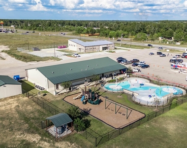 1764 Road 5722 - Photo Thumbnail 3