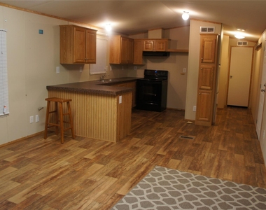601 Clear Lake Road - Photo Thumbnail 12