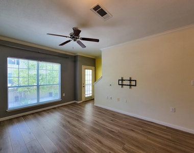 9200 Westheimer Road - Photo Thumbnail 9