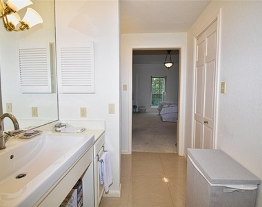 2425 Underwood Street - Photo Thumbnail 13