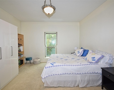 2425 Underwood Street - Photo Thumbnail 11
