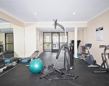 2425 Underwood Street - Photo Thumbnail 22
