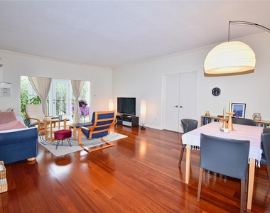 2425 Underwood Street - Photo Thumbnail 3