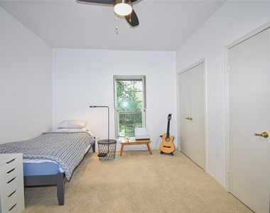 2425 Underwood Street - Photo Thumbnail 19