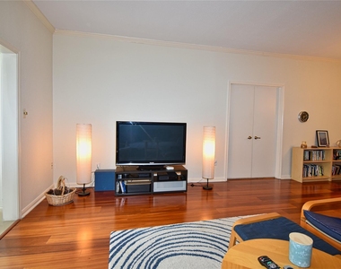 2425 Underwood Street - Photo Thumbnail 8